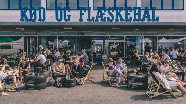 Kødbyens Fiskebar er et populært spisested i København