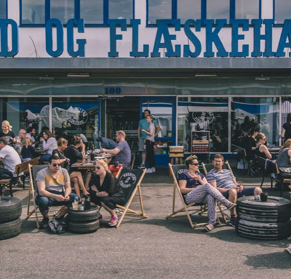 Kødbyens Fiskebar er et populært spisested i København