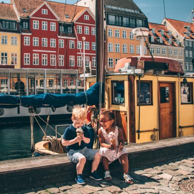 Take an ice cream break in lovely Nyhavn